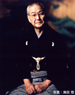 野村萬
